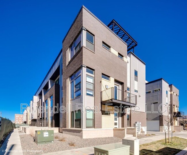 Photo - 4061 W Conejos Pl Townhome