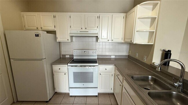 Photo - 2615 Maitland Crossing Way Unit 204