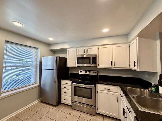 Photo - 9604 Vinca Cir Unit E