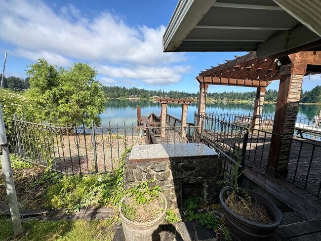 Photo - 12224 Nyanza Rd SW