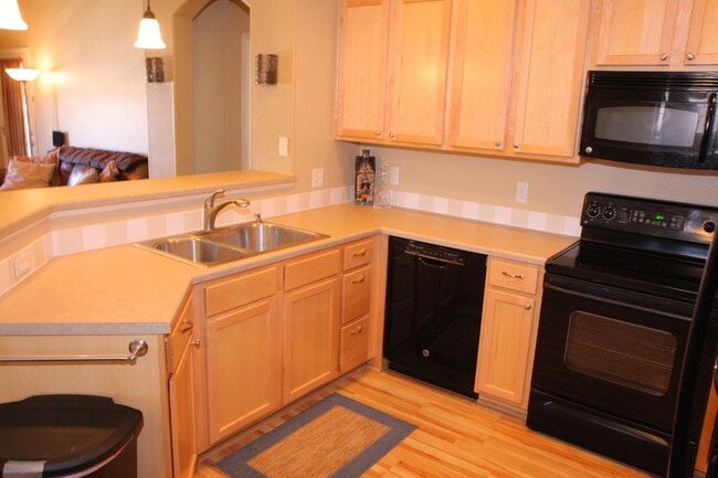 Photo - 2421 Owens Ave Unit 204