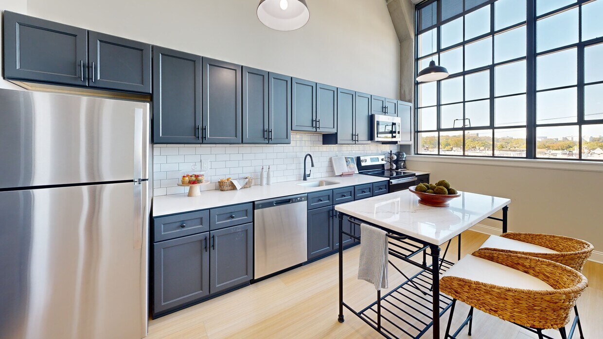 Photo - The Reyburn Apartments