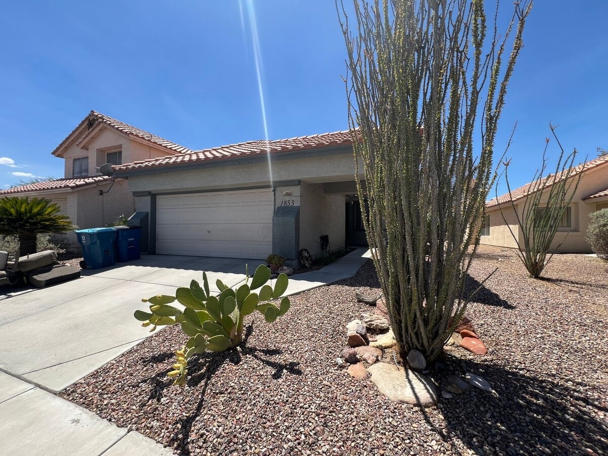 Photo - 1853 Spangle Dr