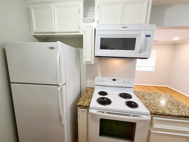 Photo - 4931 Junius St Unit 8