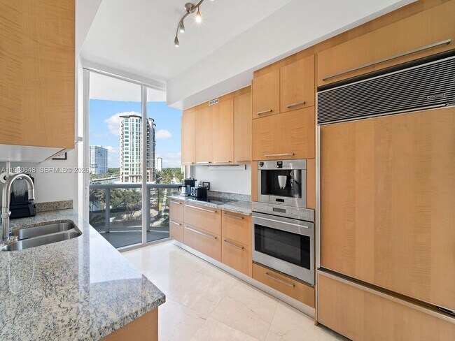 Photo - 15901 Collins Ave Unit 405