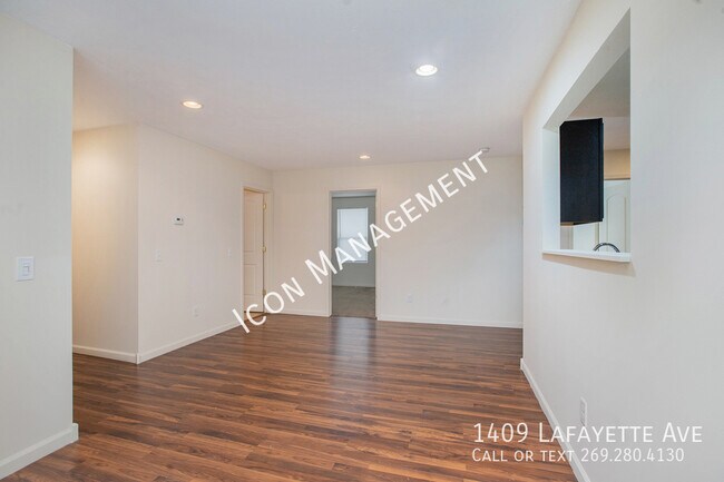 1409 Lafayette Ave