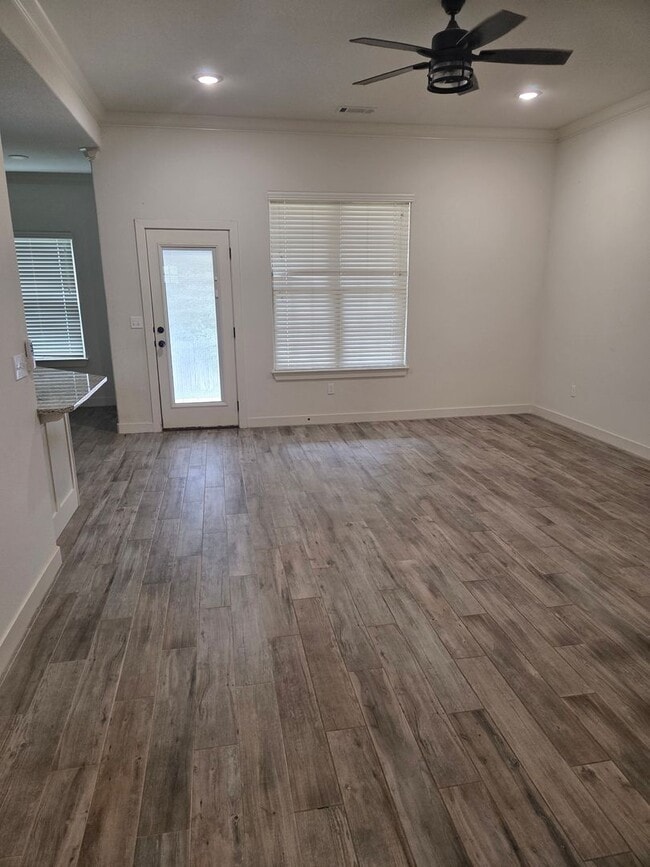 Photo - 2143 Sweetwater Ranch Ave
