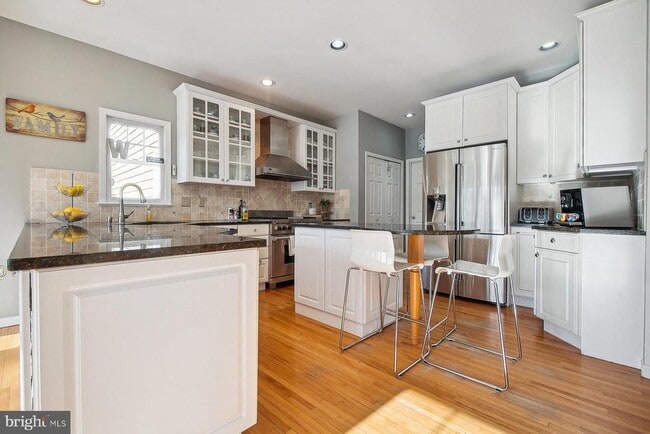 Photo - 26 Spiked Rush Ct