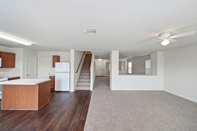 3610 Avalon Castle Dr
