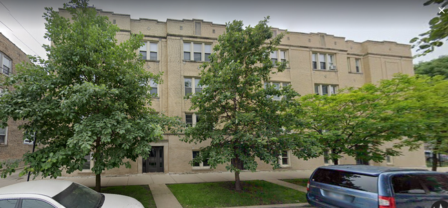 Photo - 2849 W Berteau Ave Apartments Unit 2