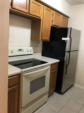 Photo - 9807 Walnut St Unit 303