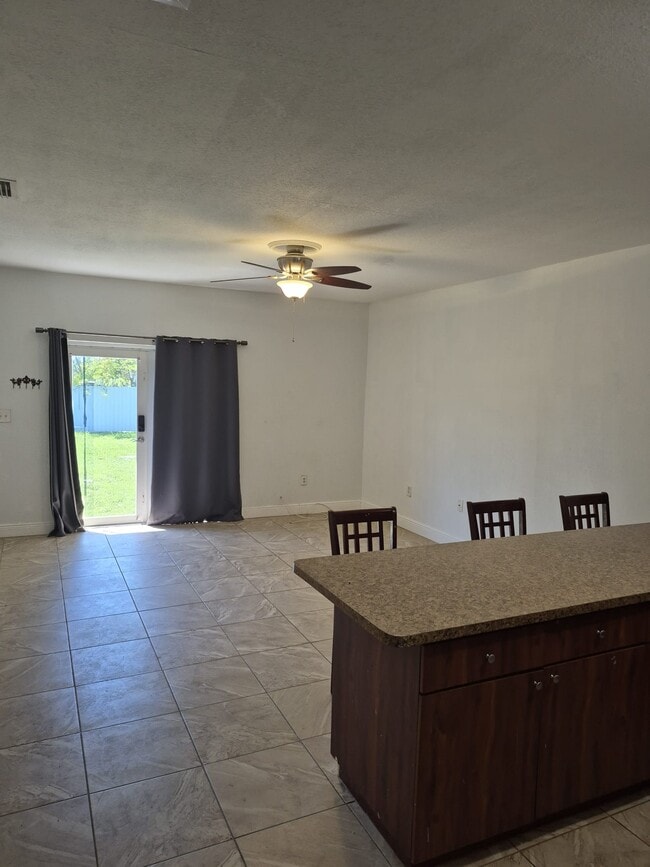 Photo - 448 NW 4th Ave Unit NW 4th Ave, Homestead FL