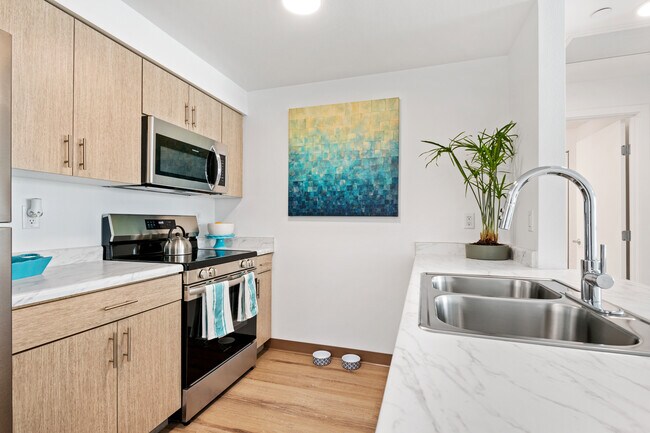 Residences at Falcon Park
