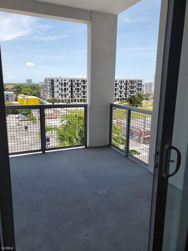 Photo - 2 br, 2 bath Condo - 39 NW 7th Ave Brand N...