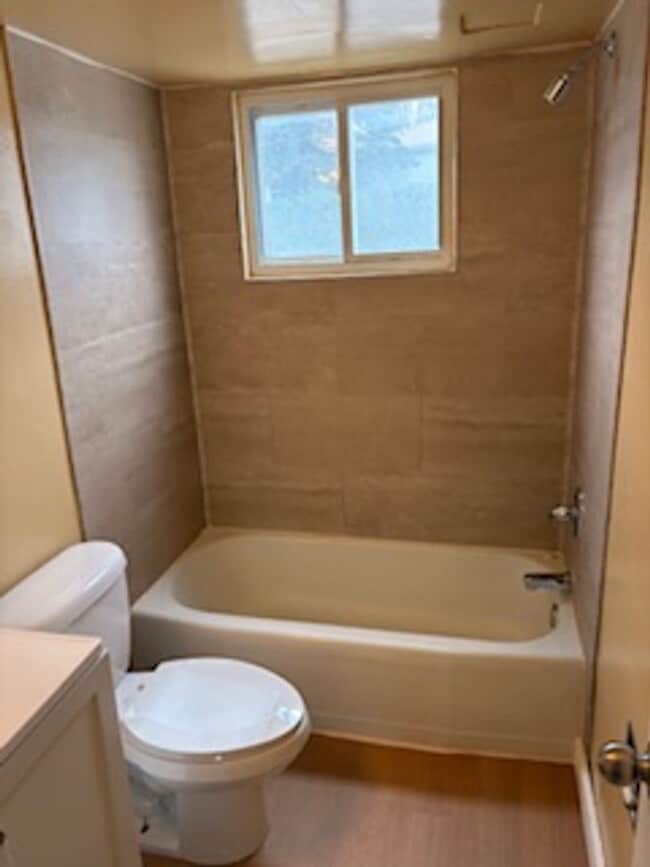 Building Photo - 225 Miriam Dr Unit 225 Miriam -  D