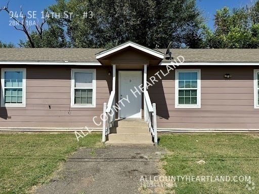 Building Photo - 944 SE 14th St Unit #3 Rental