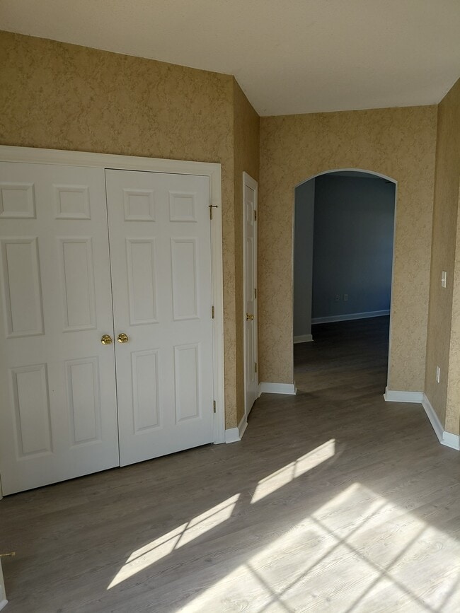 Photo - 301 Archer Dr