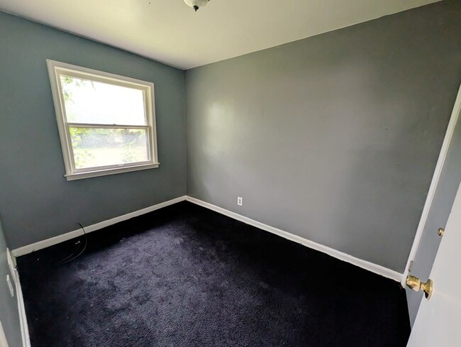 3017 Menominee Ave
