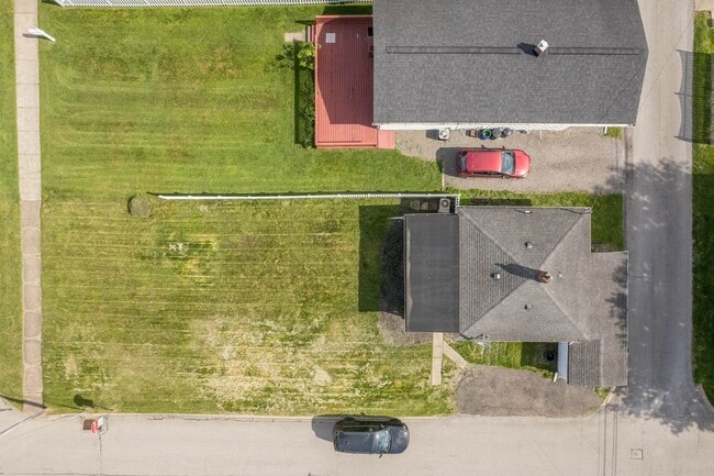 Photo - Beautiful 1 bedroom home with BONUS room in Natrona Heights available April 1!