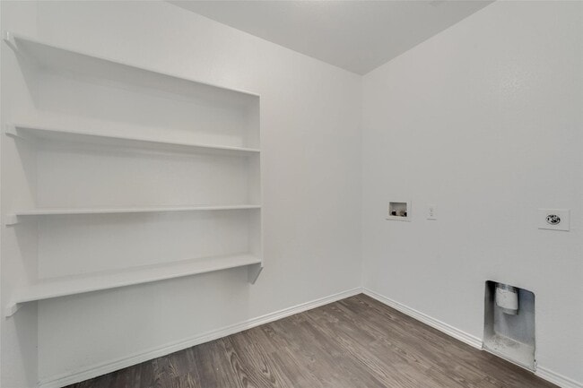 Photo - 613 Preston Dr