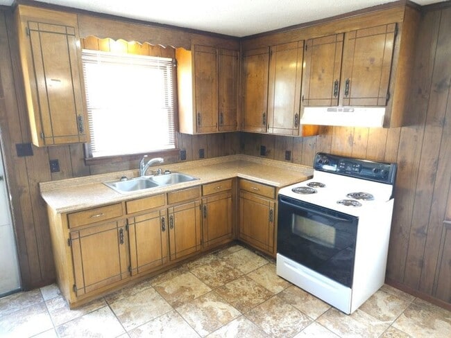 Photo - 1676 Ragland Ln Unit 1678