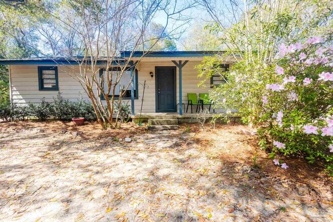 Photo - 10001 Chemstrand Rd