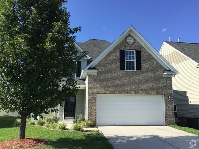 Building Photo - 922 Wolfpack Way Rental