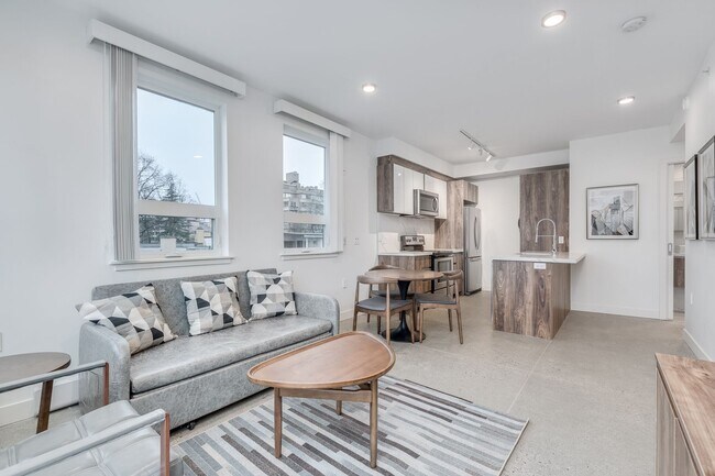 Photo - 1170 Barclay St Unit 204