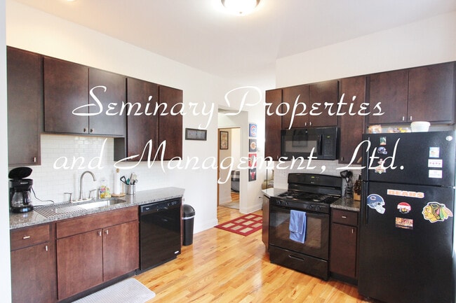 Photo - Amazing  rehabbed one bedroom with AC, DW, Granite Unidad 1714-2FF