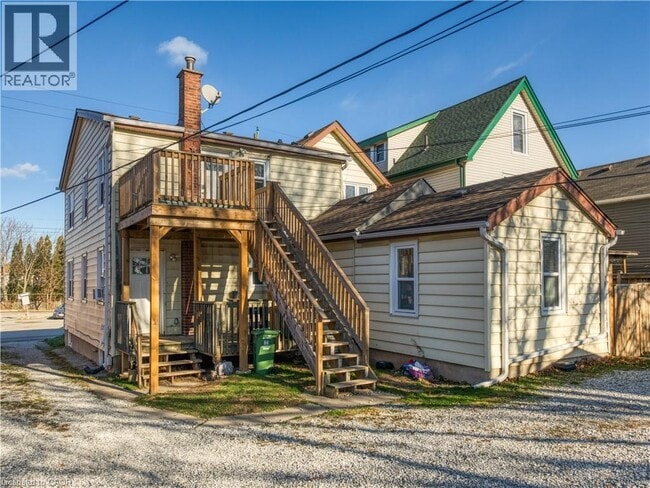 Photo - 48 Shaw St
