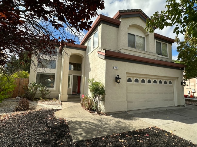 Photo - 2426 Carpinteria Dr