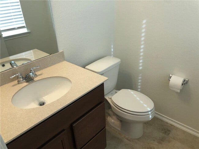 Photo - 625 Jud Allen Wy