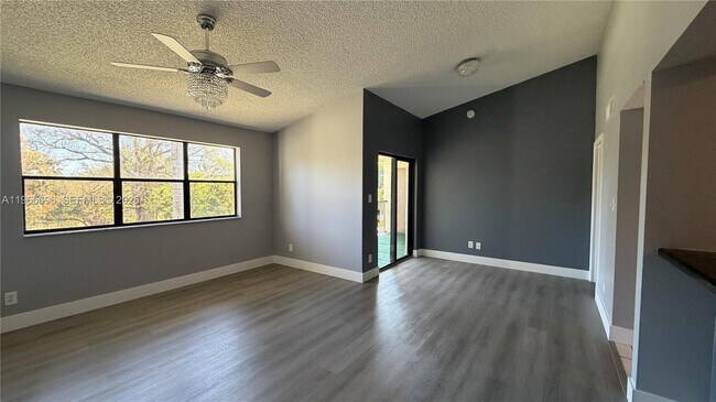 Photo - 530 S Park Rd Unidad 35-11