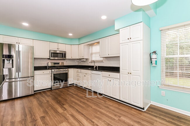 Photo - 1 Elkington Dr