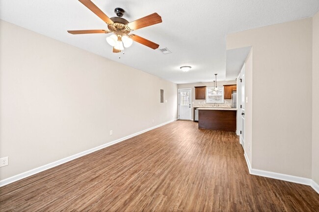 1560 E Knollwood Cir Unit A