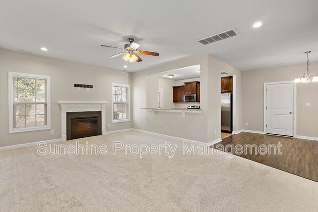 Photo - 4012 Race St