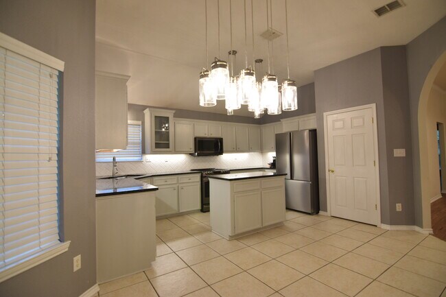 Photo - 336 Canoe Dr