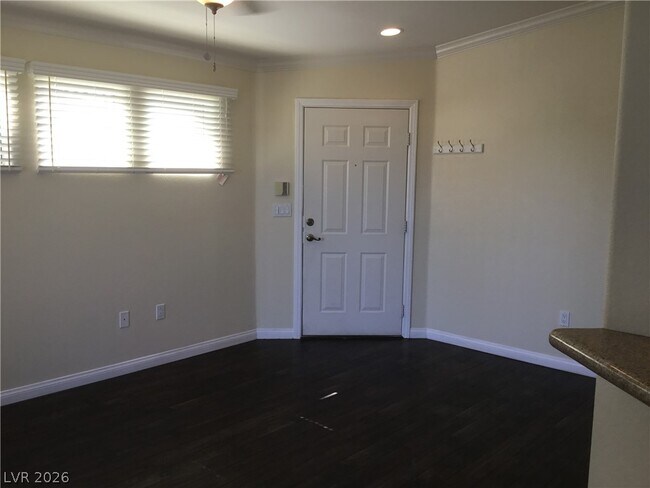 4400 S Jones Blvd Unit 2004