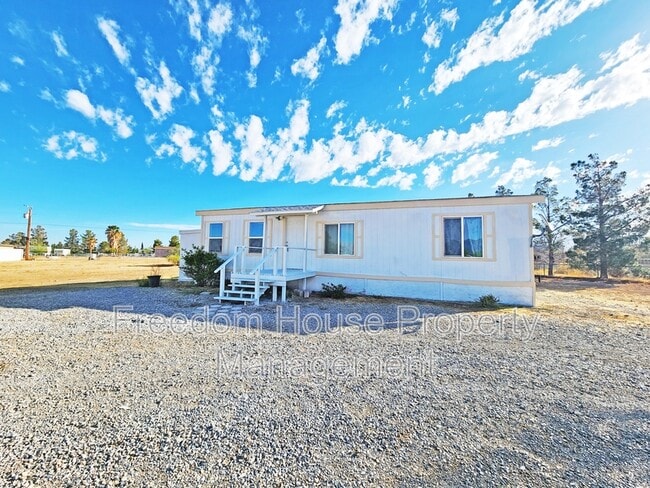 Building Photo - 1700 Keenan Way Rental