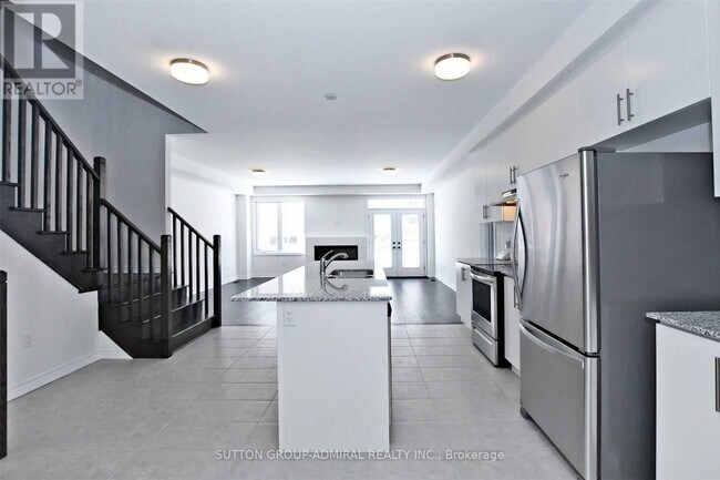 Photo - 1477 Blackmore St
