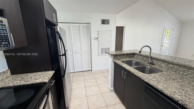 Photo - 4058 NW 87th Ave Unit 4058