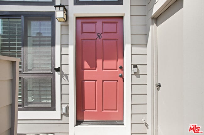 Photo - 249 Alpine St Unit 56