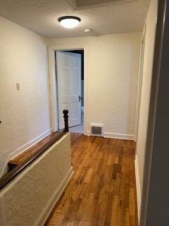 Photo - 234 E Allegan St Unit #1