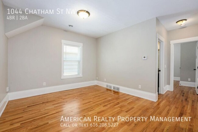 Photo - 1044 Chatham St NW Unidad 2