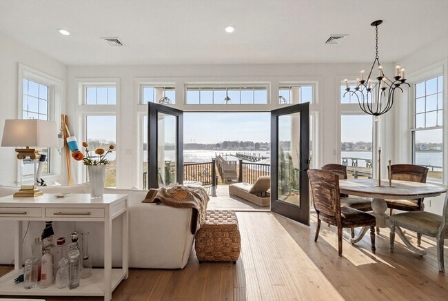 Photo - 16 Fosters Point