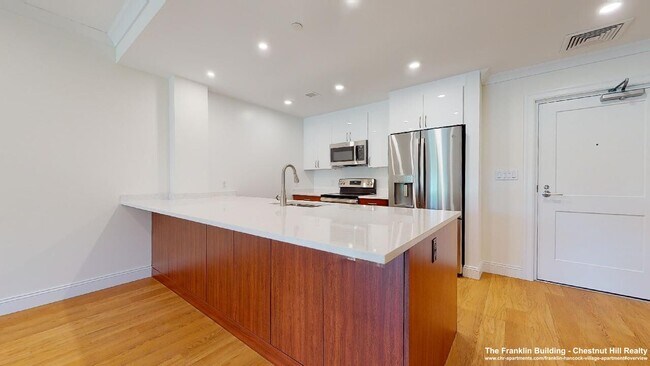 Photo - 201 Sherman Rd Unit 303