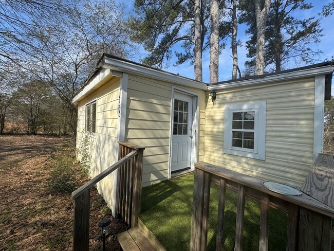 Photo - Affordable 2-Bedroom Home in Mill Creek Sc...