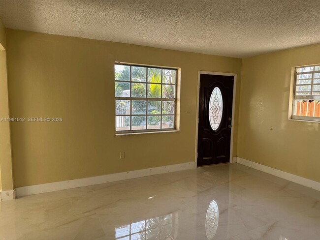 Photo - 1655 NW 116th St