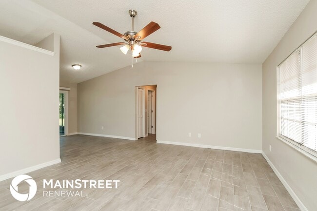 Photo - 1079 Beacon St NW