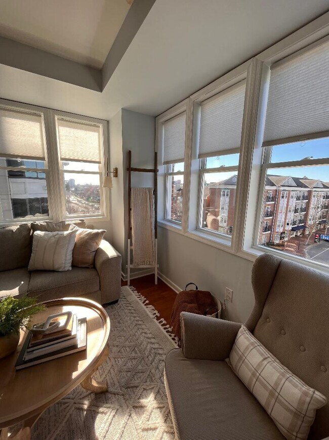 Photo - 388 Boush St Unit 323
